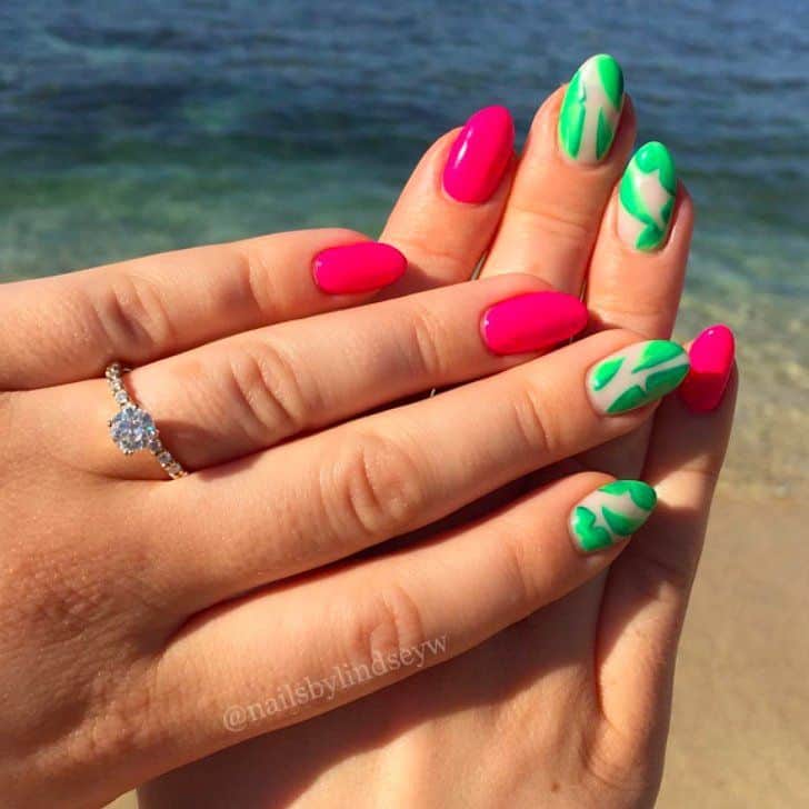 22 Vacation Nail Designs for Your Next Getaway ...