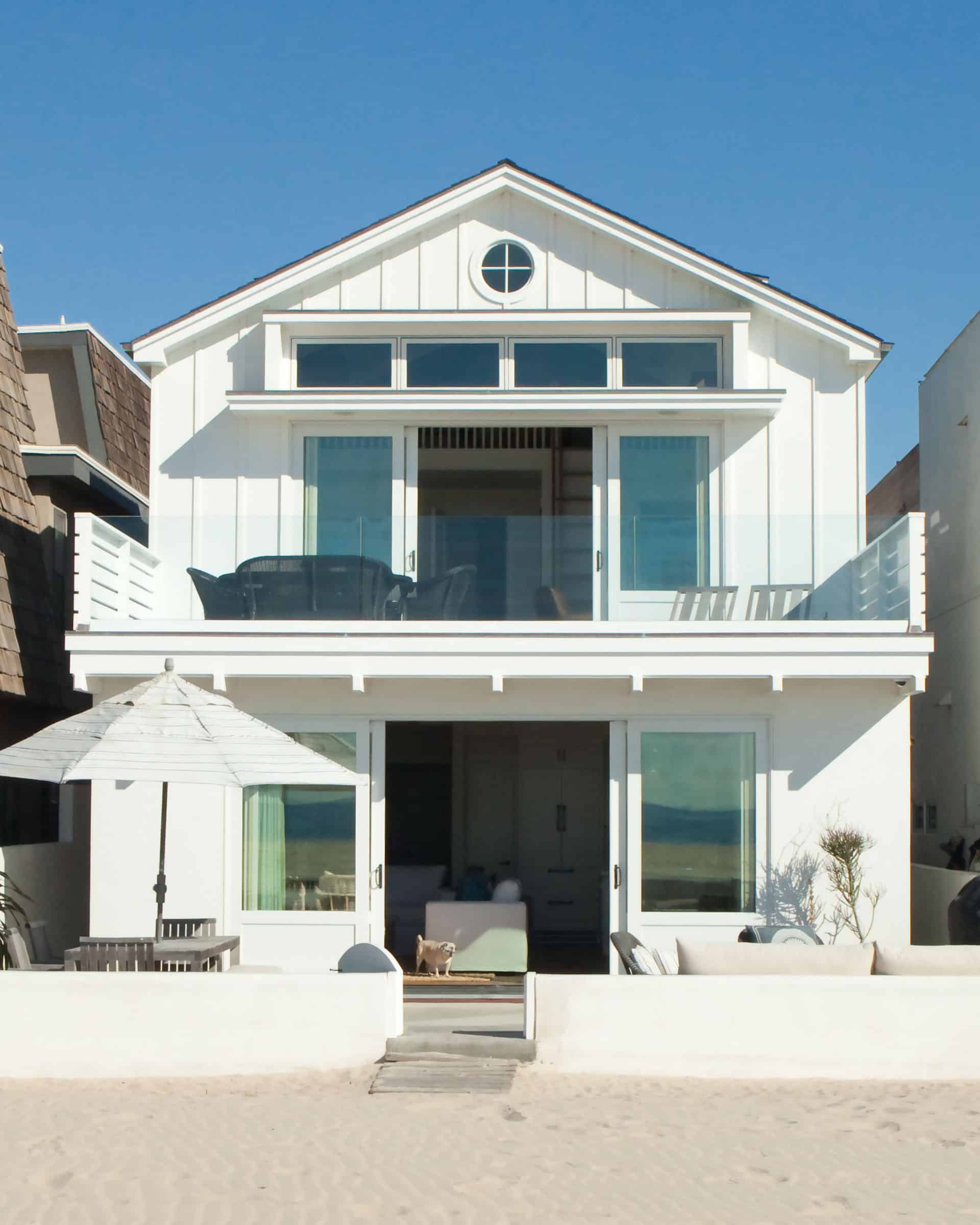 8 Striking beach houses on the California coast