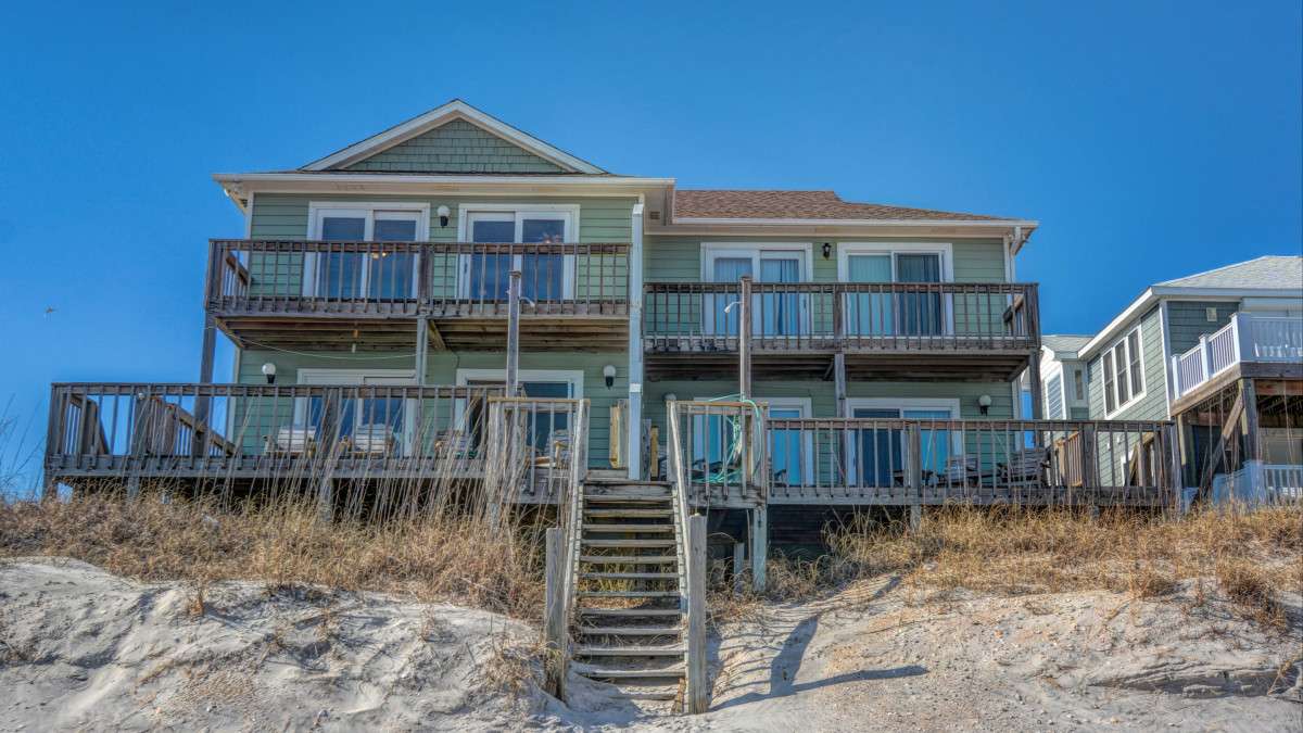 Be inspired to book North Carolina beach rentals
