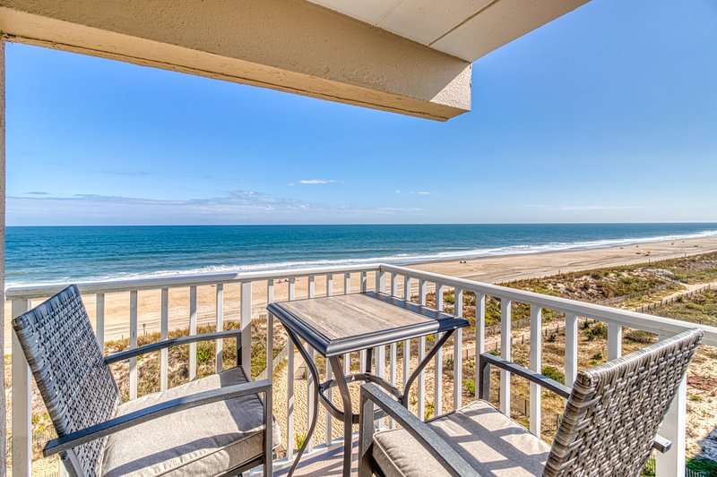 Beautifully renovated oceanfront 5th floor condo w/WiFi ...