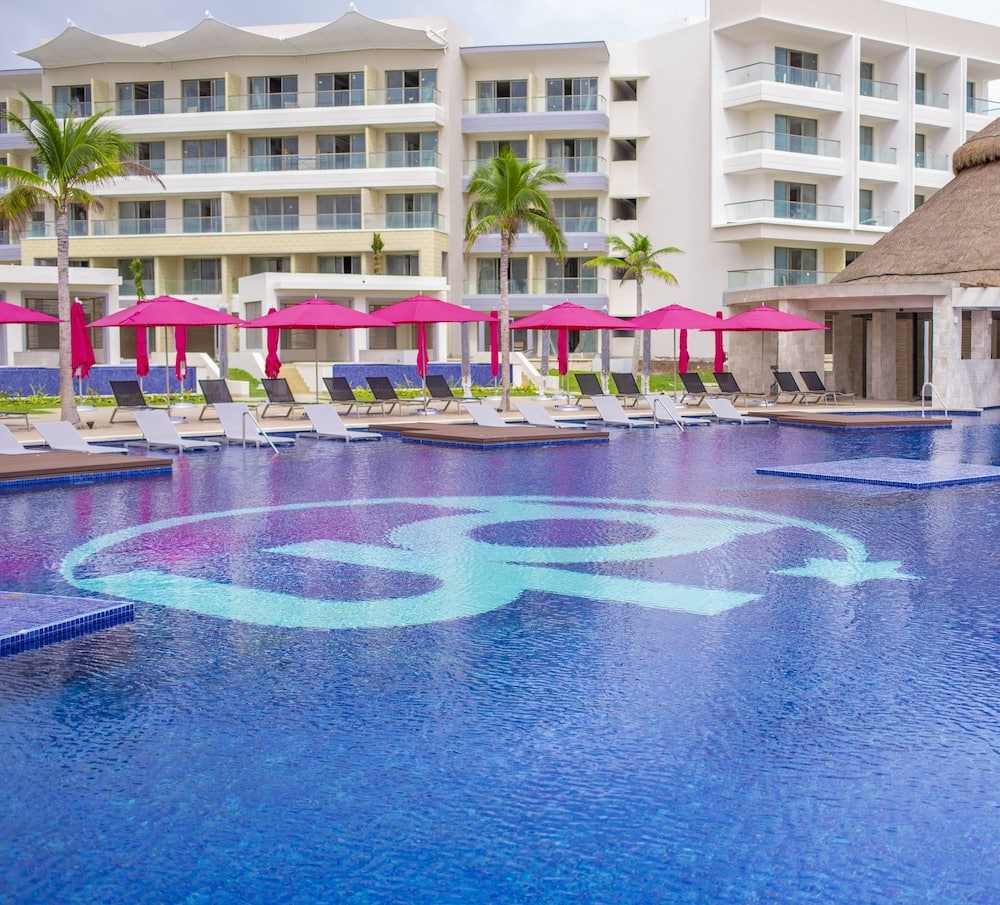 Book Planet Hollywood Beach Resort Cancun