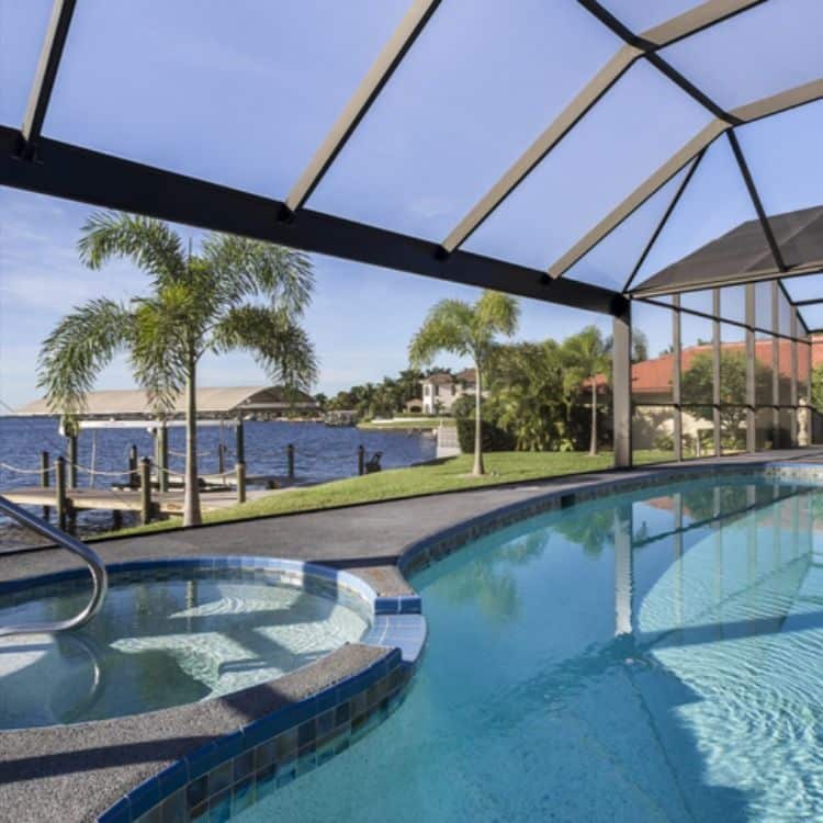 Cape Coral Vacation Homes by Owner