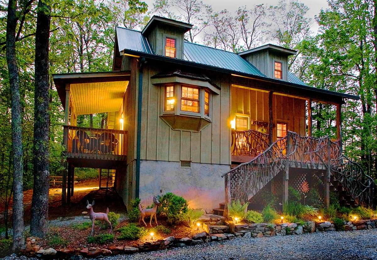 Lake Toxaway NC cabins, vacation rentals and visitor guide
