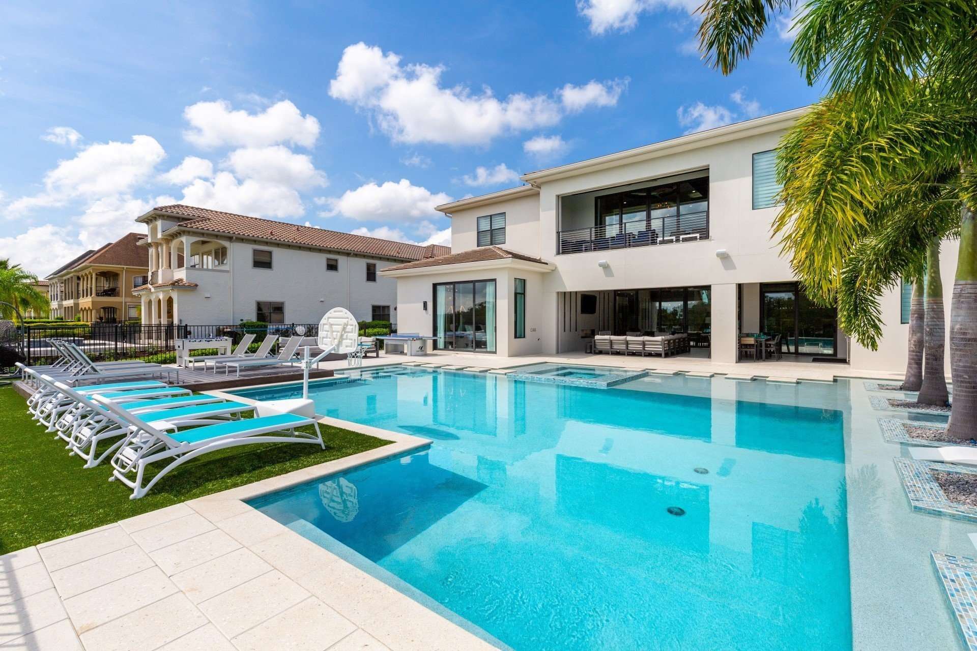 Orlando Luxury Beachfront Villas &  Vacation Rentals