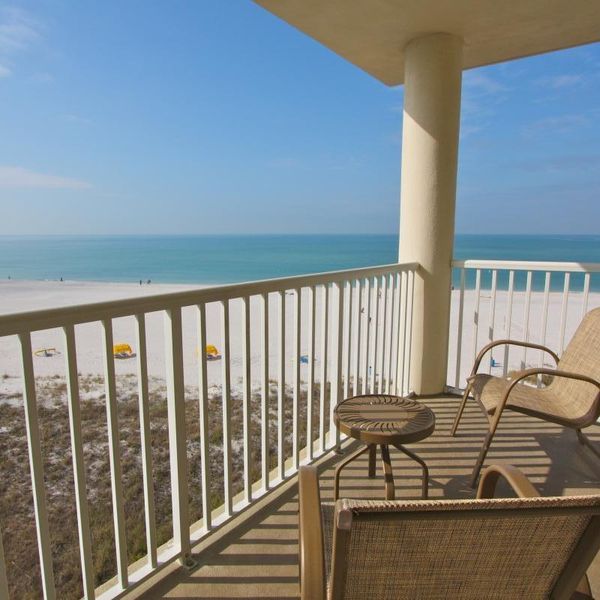 Penthouse/beach Front/free Wifi,parking/heated Pool/gym/grill/bar/beach ...