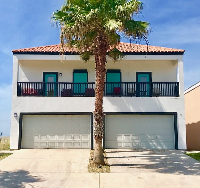 South Padre Island Condo Townhome Beach House Has Grill and Terrace ...