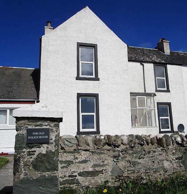 The Old Police House Port Charlotte with stunning sea views, sleeps 6 ...
