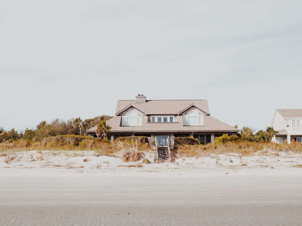What You Need to Know About Vacation Home Insurance